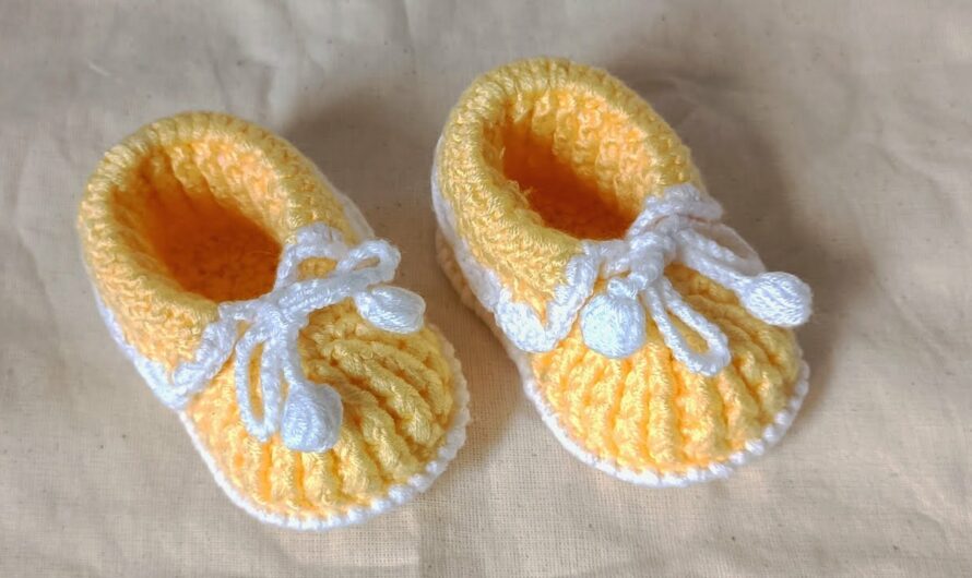 How To Crochet Yellow Baby Booties